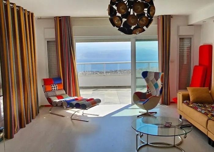 Top- Luxury 400M Penthause With Best Sea View